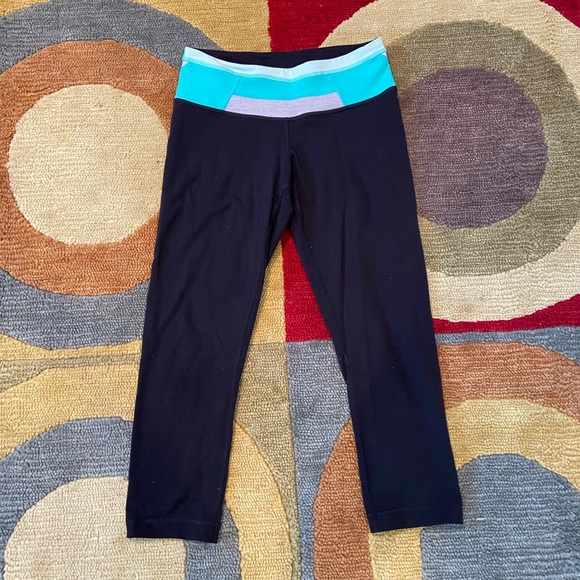 Lululemon Wunder Under Black Multicolor Waistband Crop Capri Leggings Size 4 - Picture 1 of 10